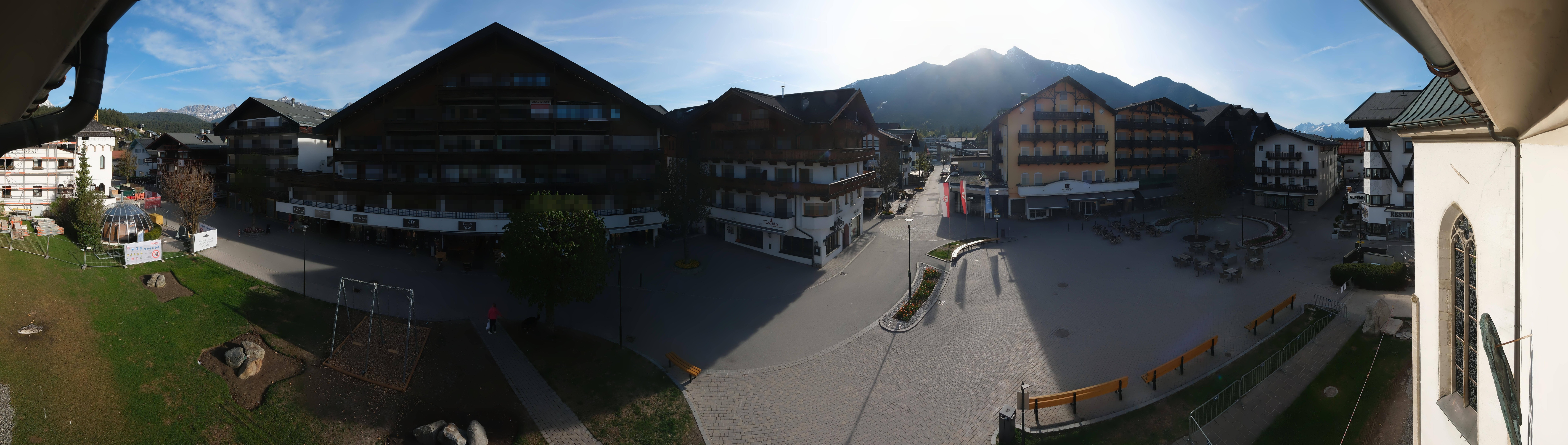 Archiv Foto Webcam Dorfplatz, Seefeld in Tirol