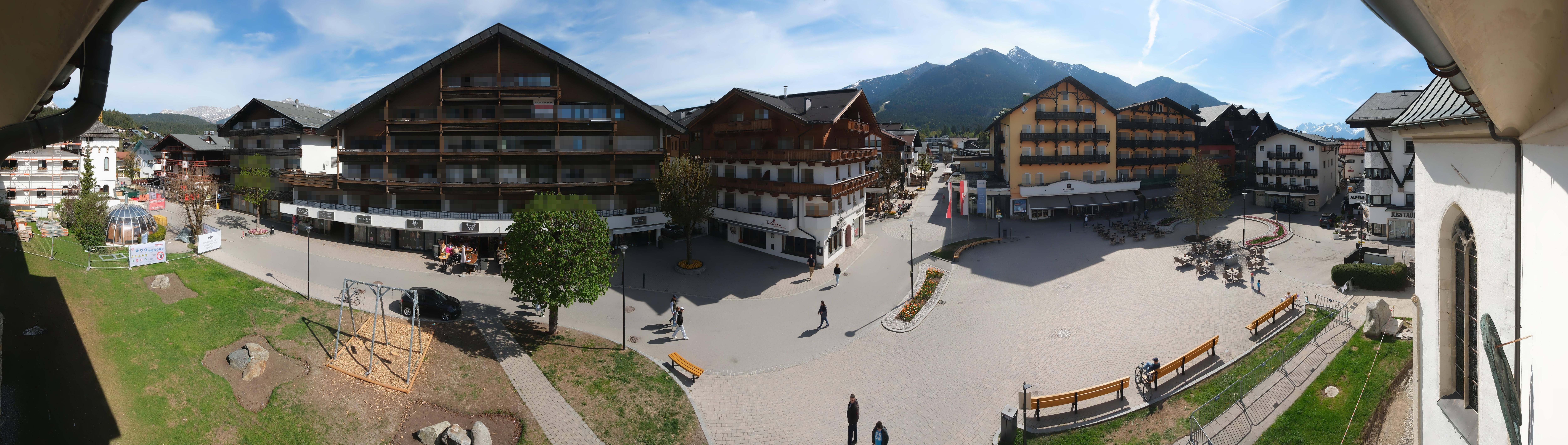 Archiv Foto Webcam Dorfplatz, Seefeld in Tirol