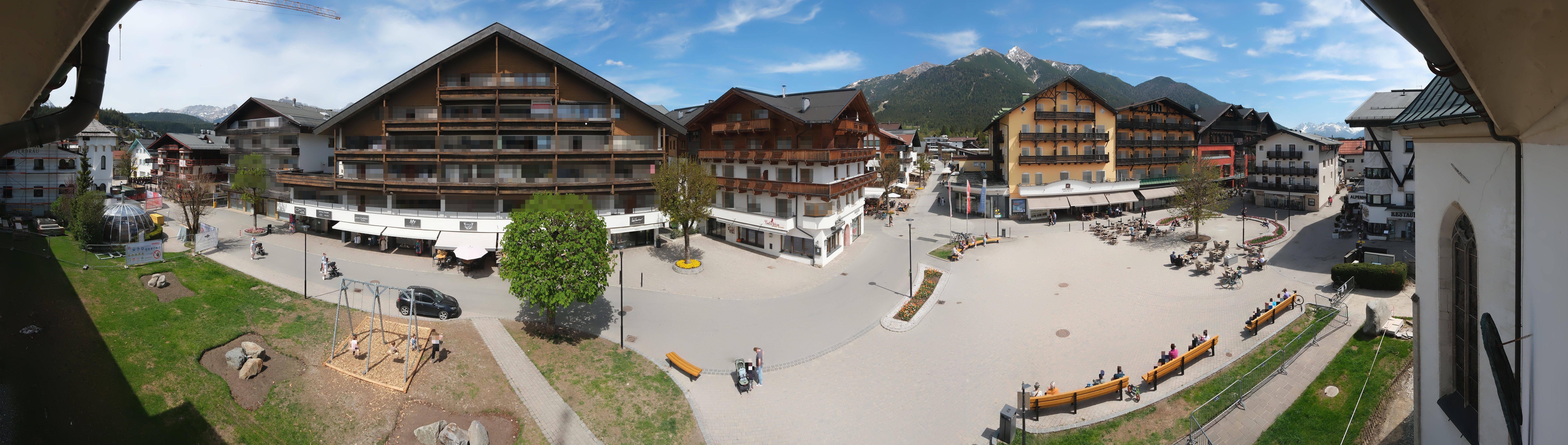 Archiv Foto Webcam Dorfplatz, Seefeld in Tirol