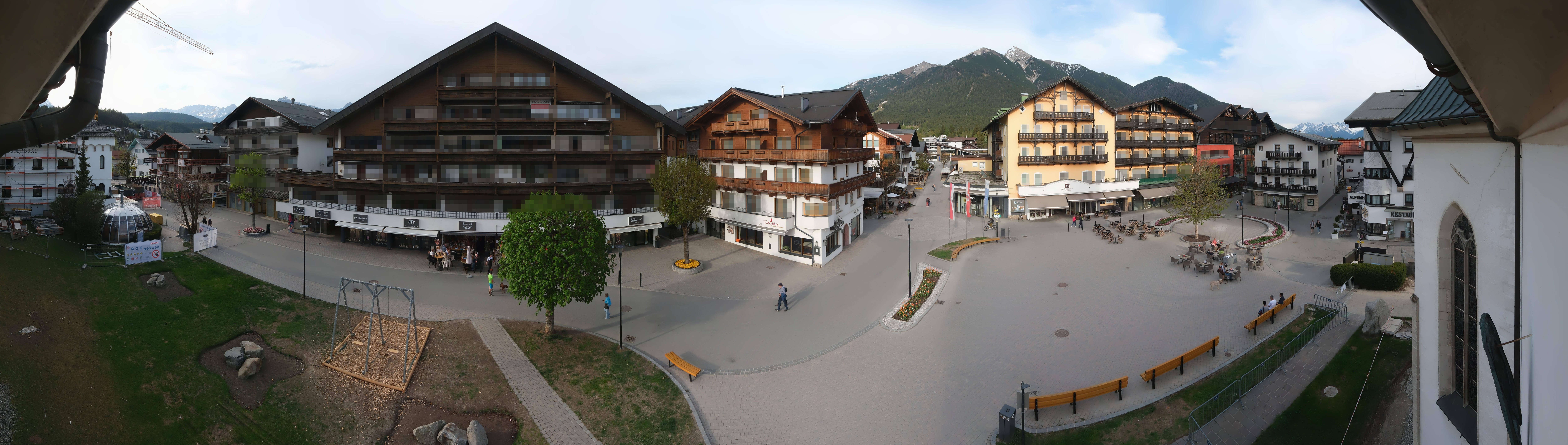 Archiv Foto Webcam Dorfplatz, Seefeld in Tirol