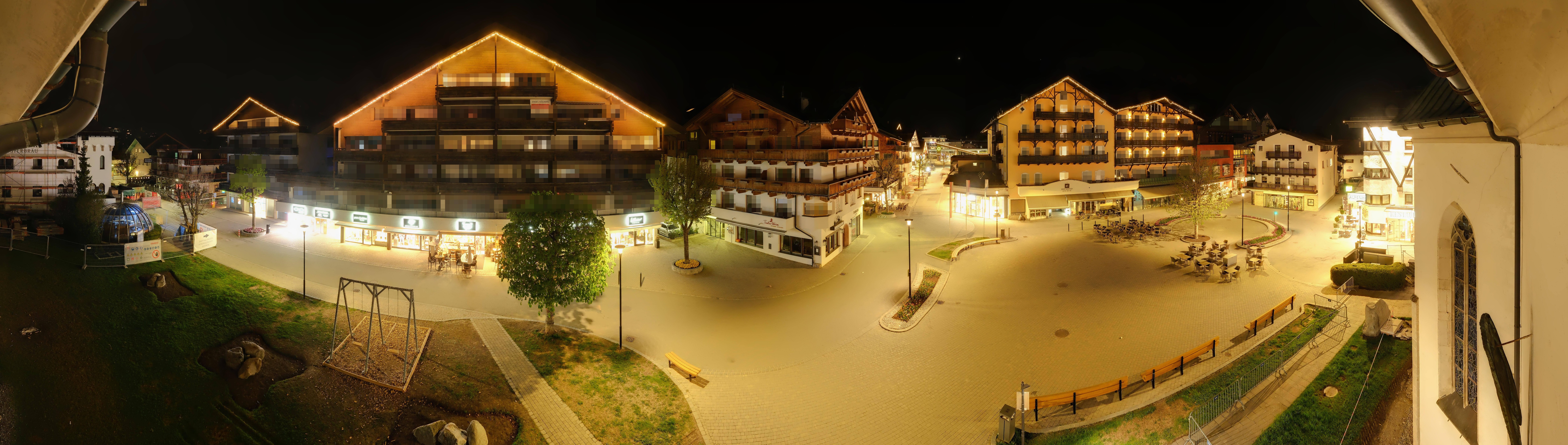 Archiv Foto Webcam Dorfplatz, Seefeld in Tirol