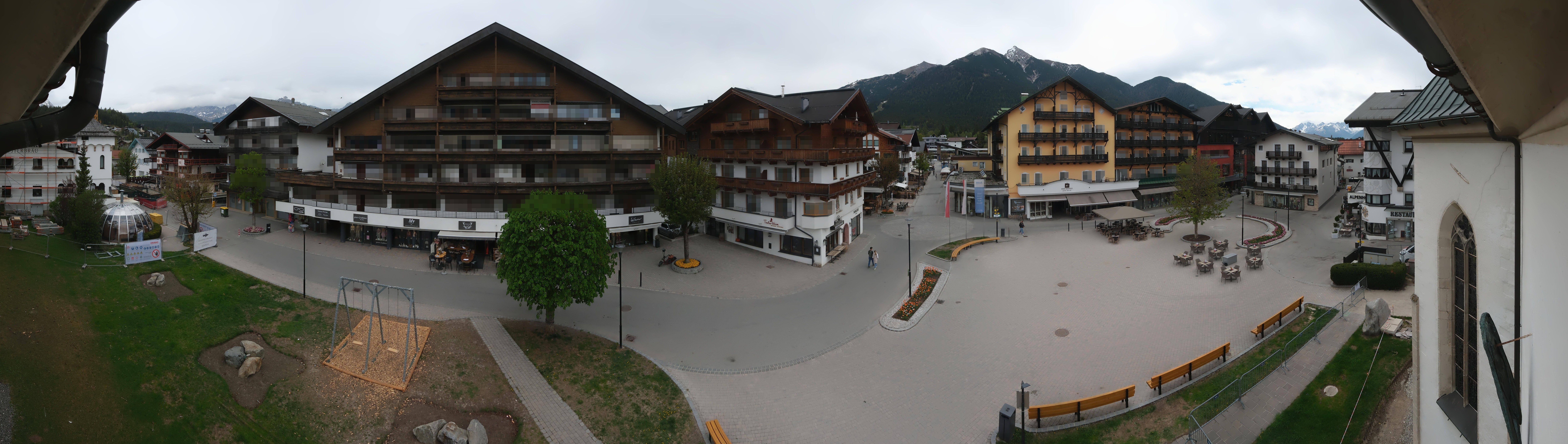 Archiv Foto Webcam Dorfplatz, Seefeld in Tirol