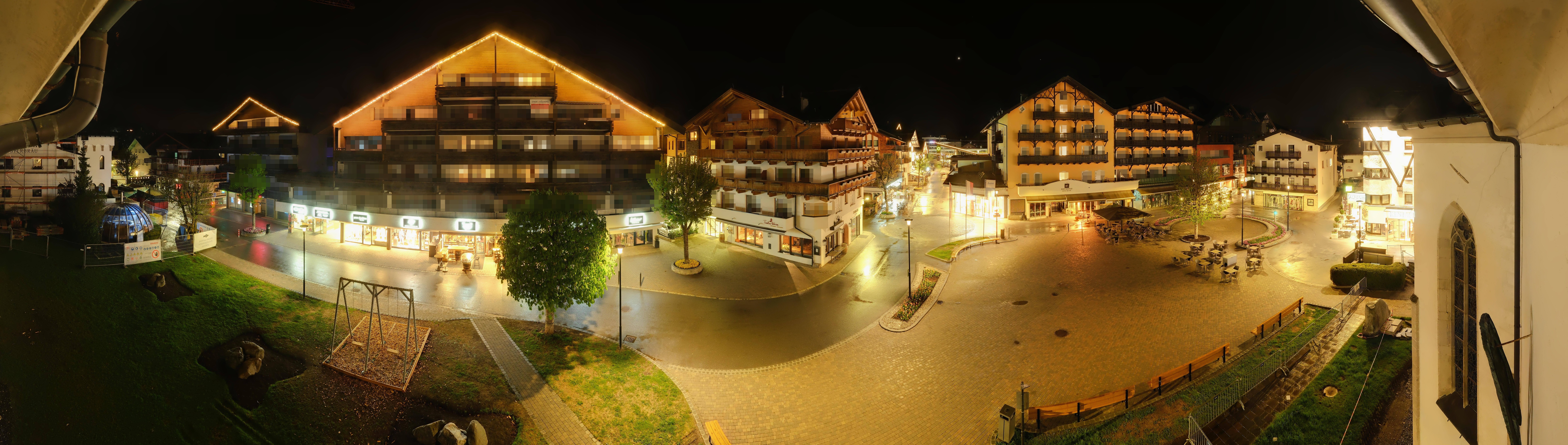 Archiv Foto Webcam Dorfplatz, Seefeld in Tirol