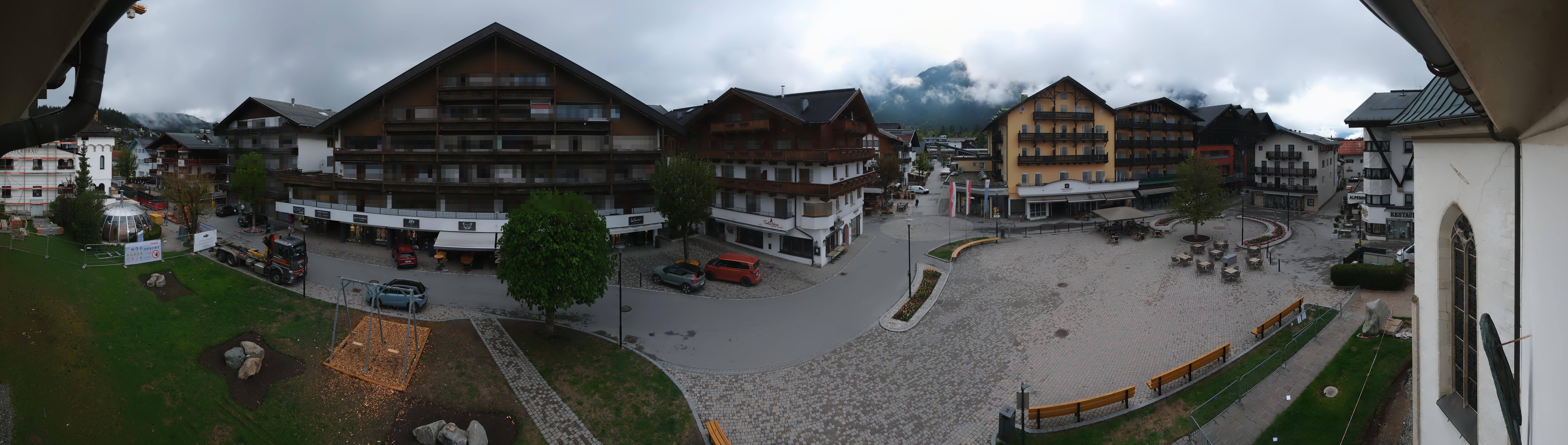 Archiv Foto Webcam Dorfplatz, Seefeld in Tirol