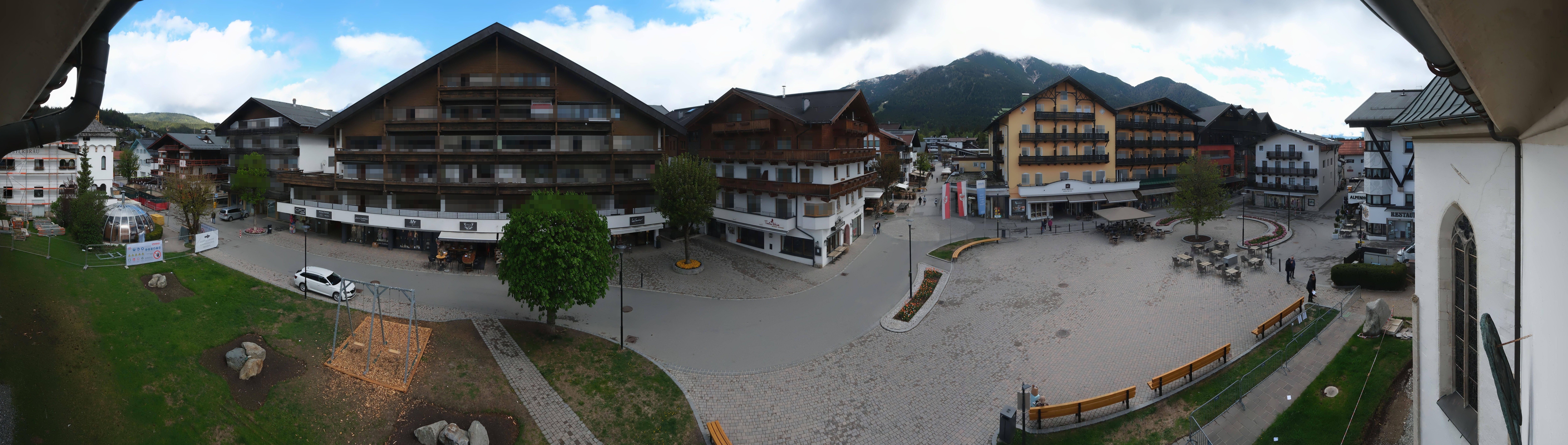 Archiv Foto Webcam Dorfplatz, Seefeld in Tirol