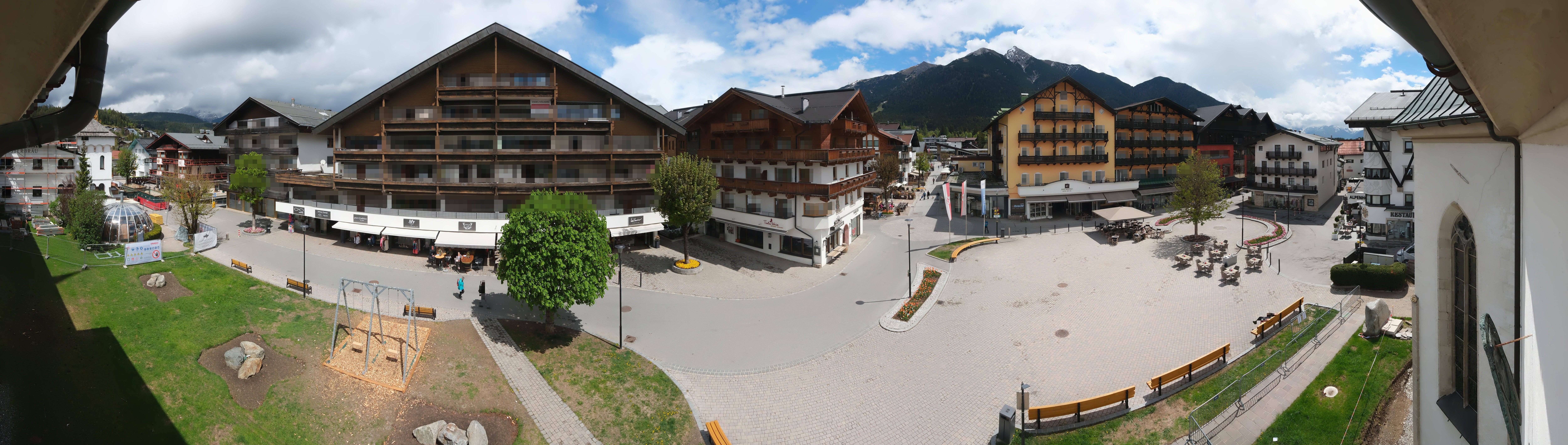 Archiv Foto Webcam Dorfplatz, Seefeld in Tirol