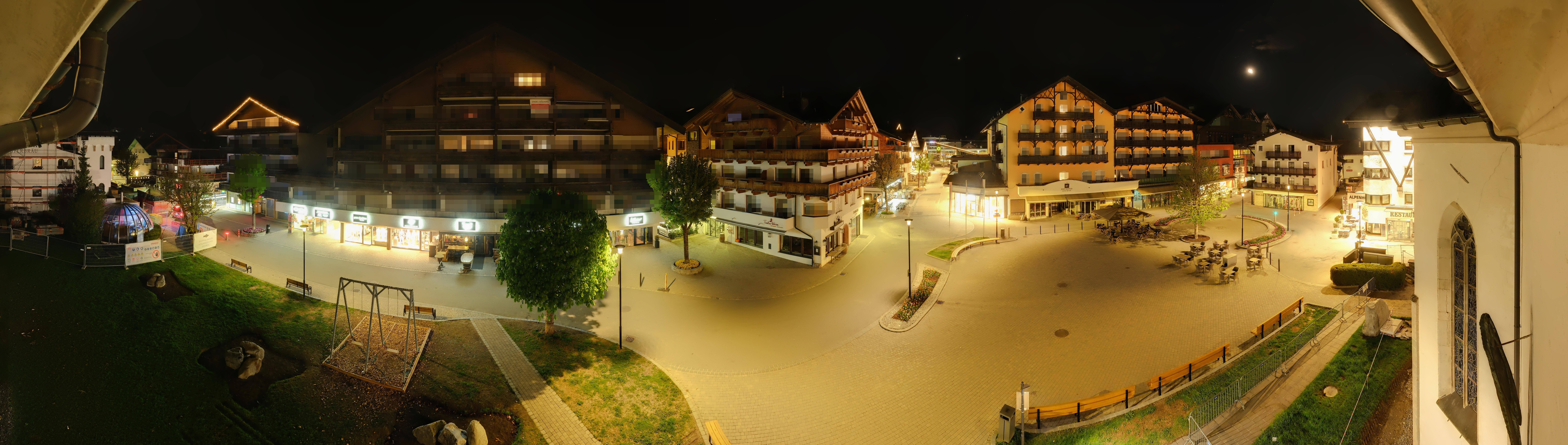 Archiv Foto Webcam Dorfplatz, Seefeld in Tirol