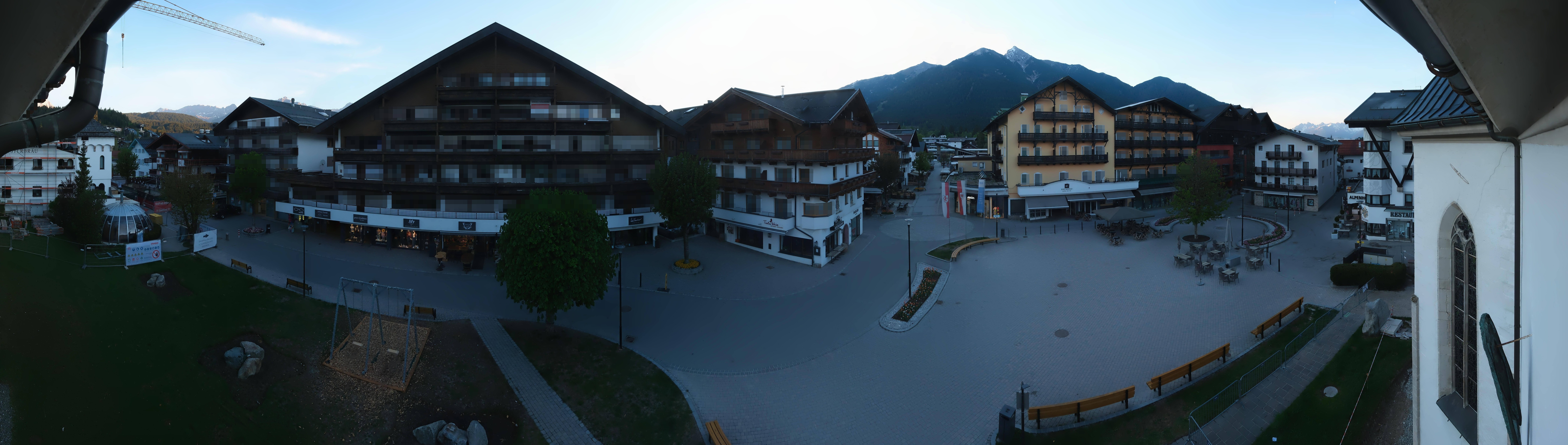 Archiv Foto Webcam Dorfplatz, Seefeld in Tirol