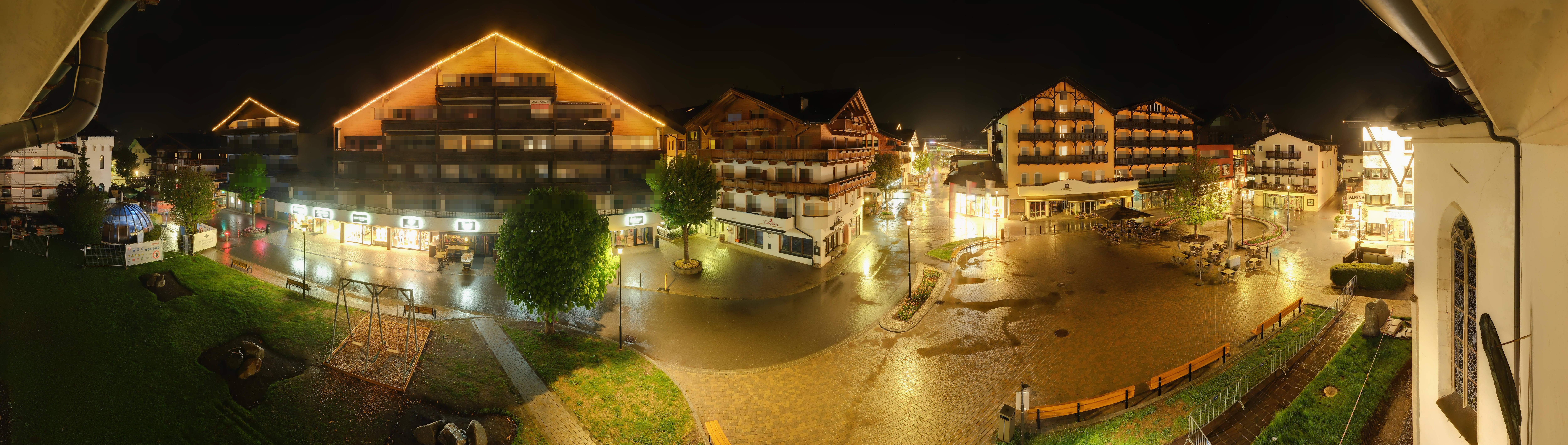 Archiv Foto Webcam Dorfplatz, Seefeld in Tirol