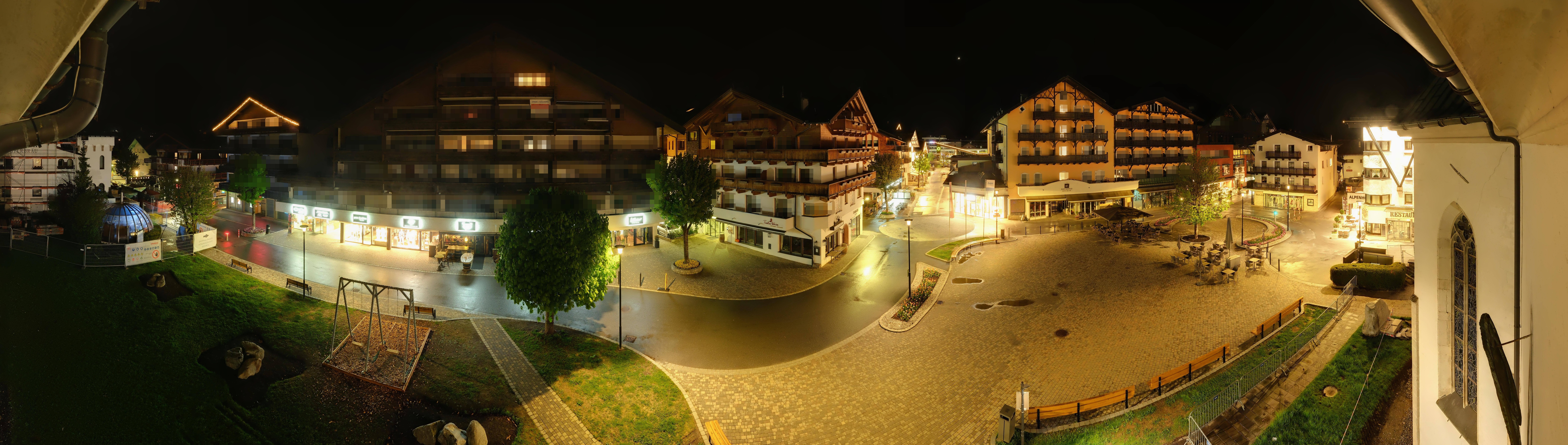 Archiv Foto Webcam Dorfplatz, Seefeld in Tirol