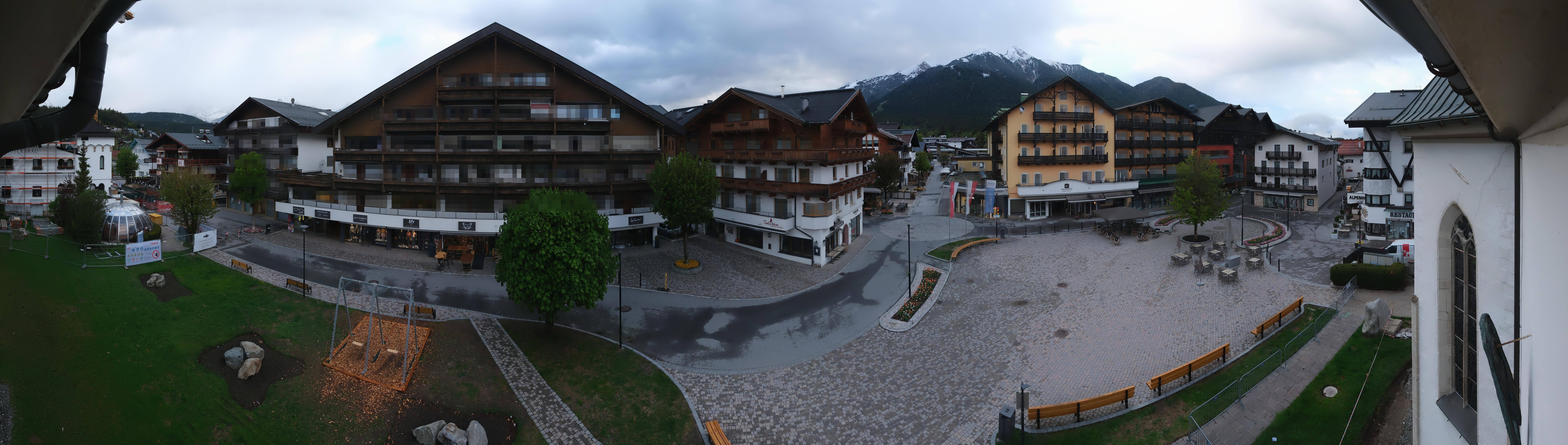 Archiv Foto Webcam Dorfplatz, Seefeld in Tirol
