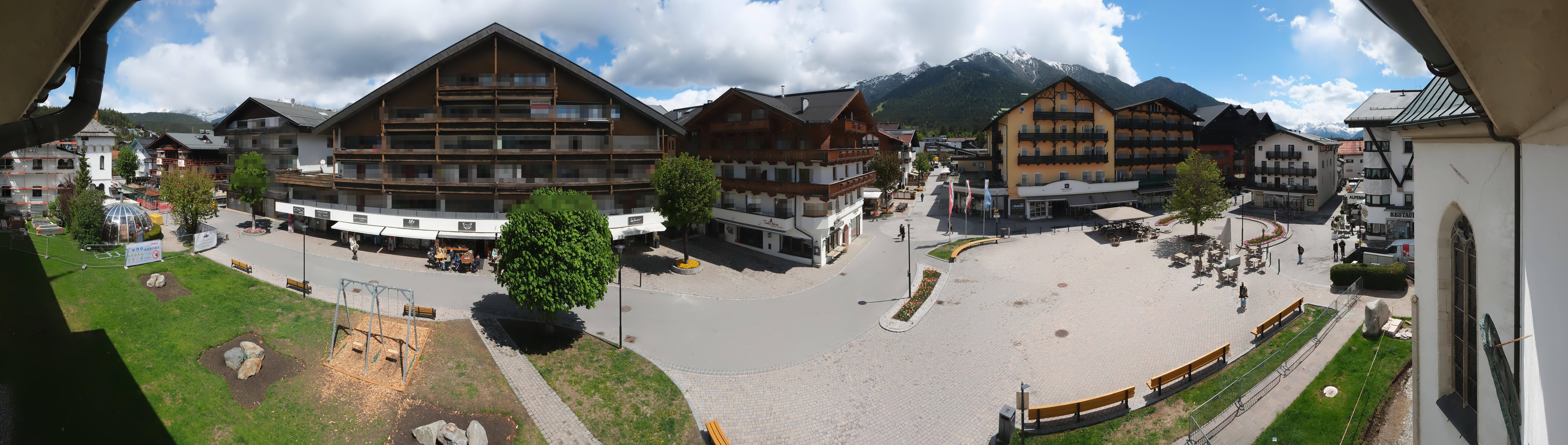 Archiv Foto Webcam Dorfplatz, Seefeld in Tirol