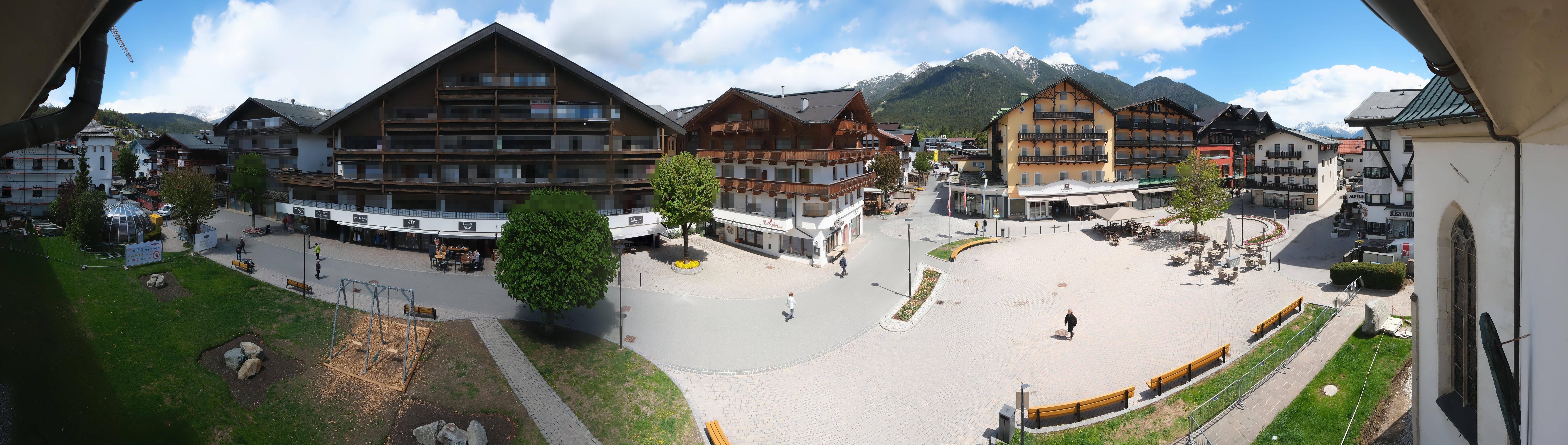Archiv Foto Webcam Dorfplatz, Seefeld in Tirol