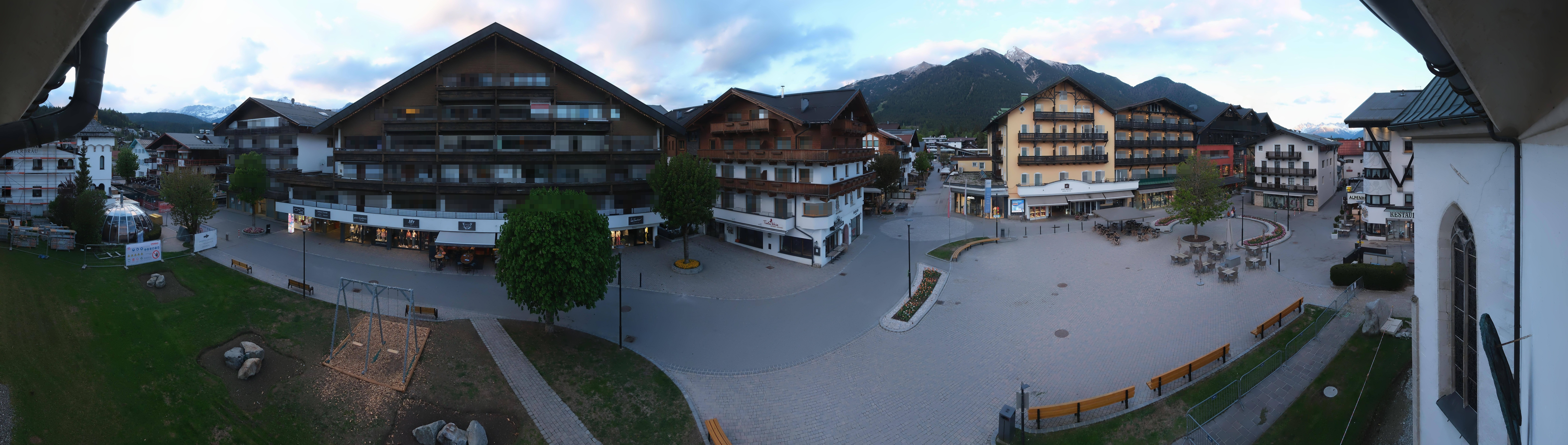 Archiv Foto Webcam Dorfplatz, Seefeld in Tirol