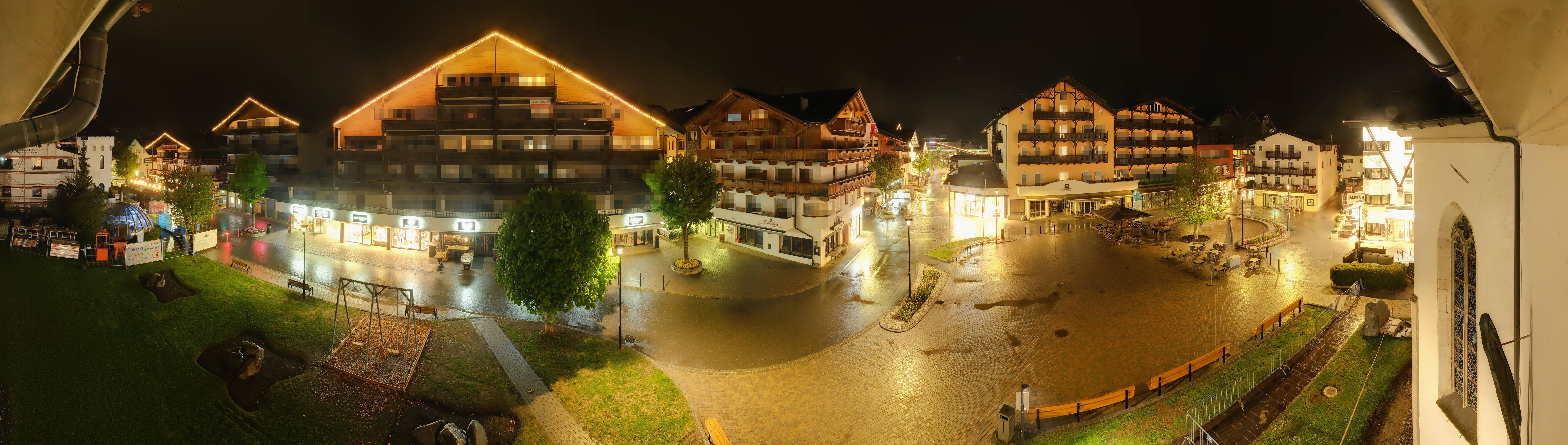 Archiv Foto Webcam Dorfplatz, Seefeld in Tirol