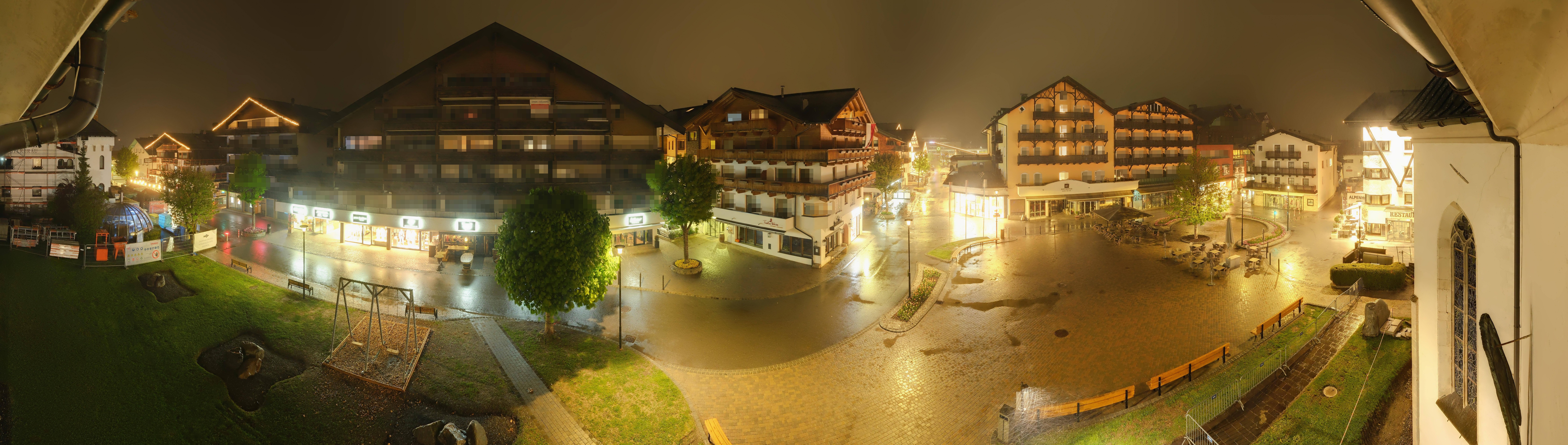 Archiv Foto Webcam Dorfplatz, Seefeld in Tirol