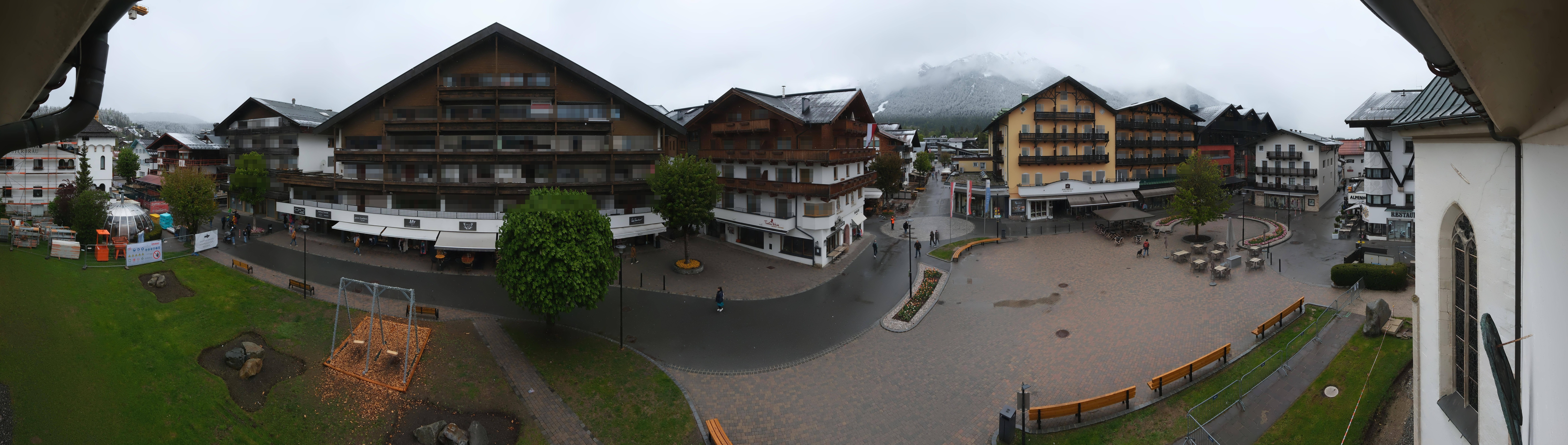 Archiv Foto Webcam Dorfplatz, Seefeld in Tirol