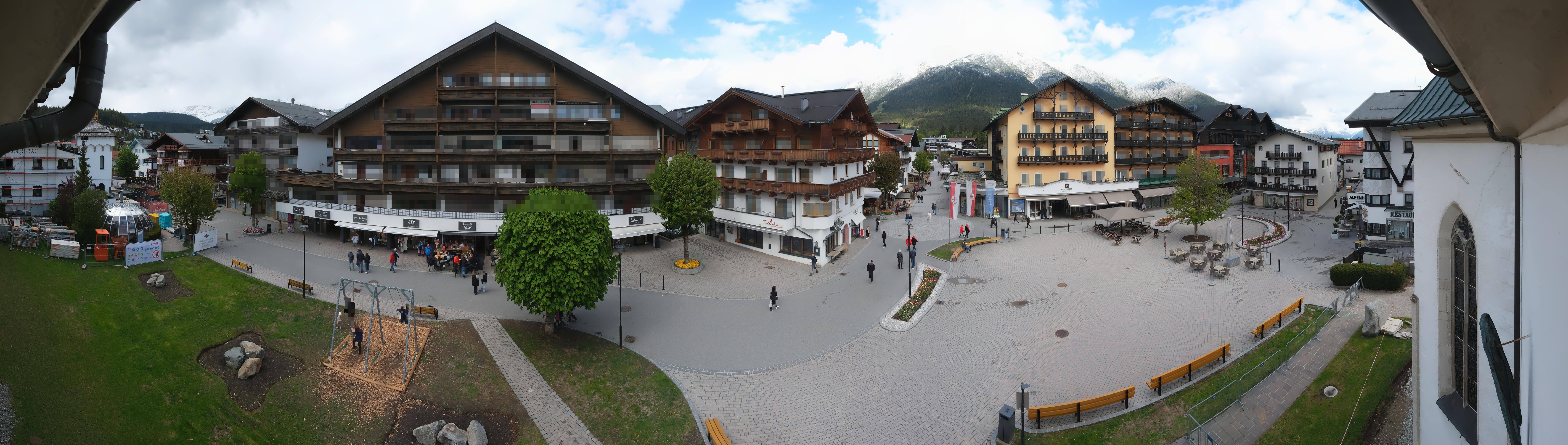 Archiv Foto Webcam Dorfplatz, Seefeld in Tirol