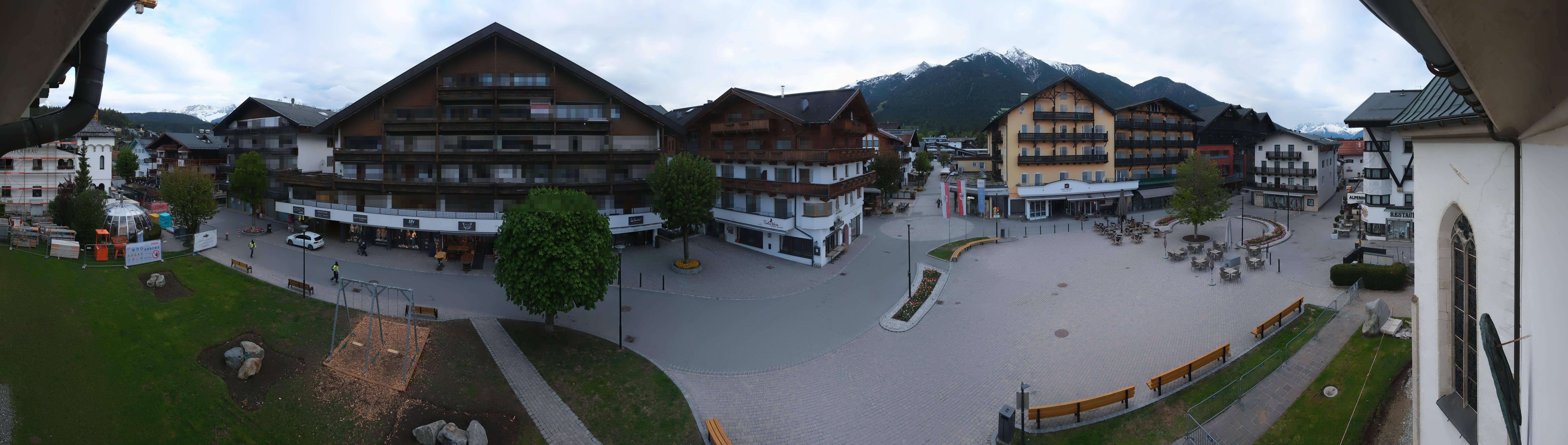 Archiv Foto Webcam Dorfplatz, Seefeld in Tirol