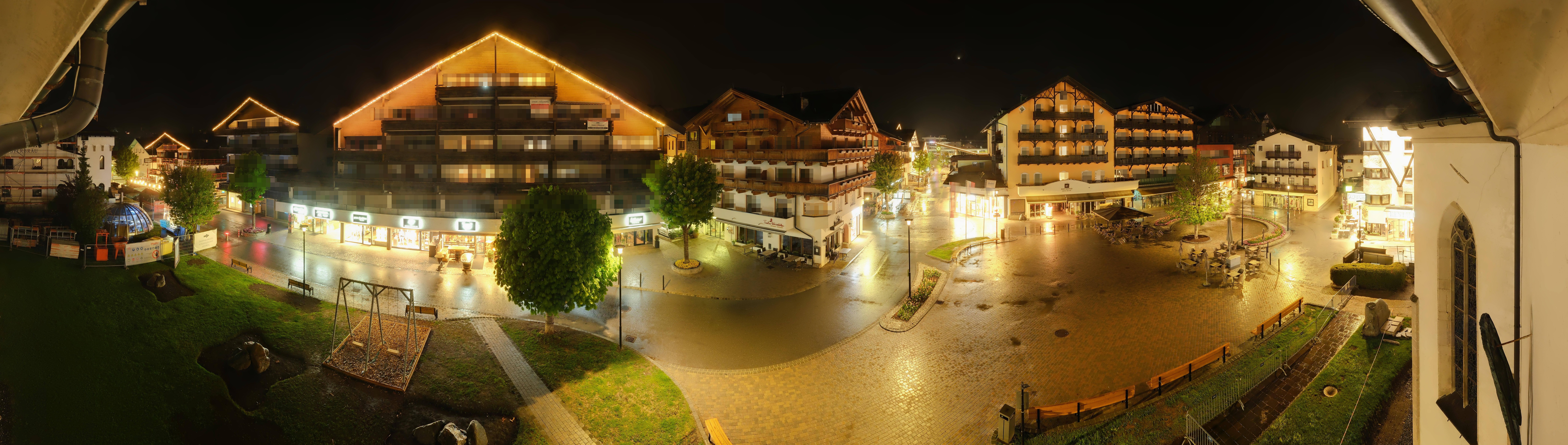 Archiv Foto Webcam Dorfplatz, Seefeld in Tirol