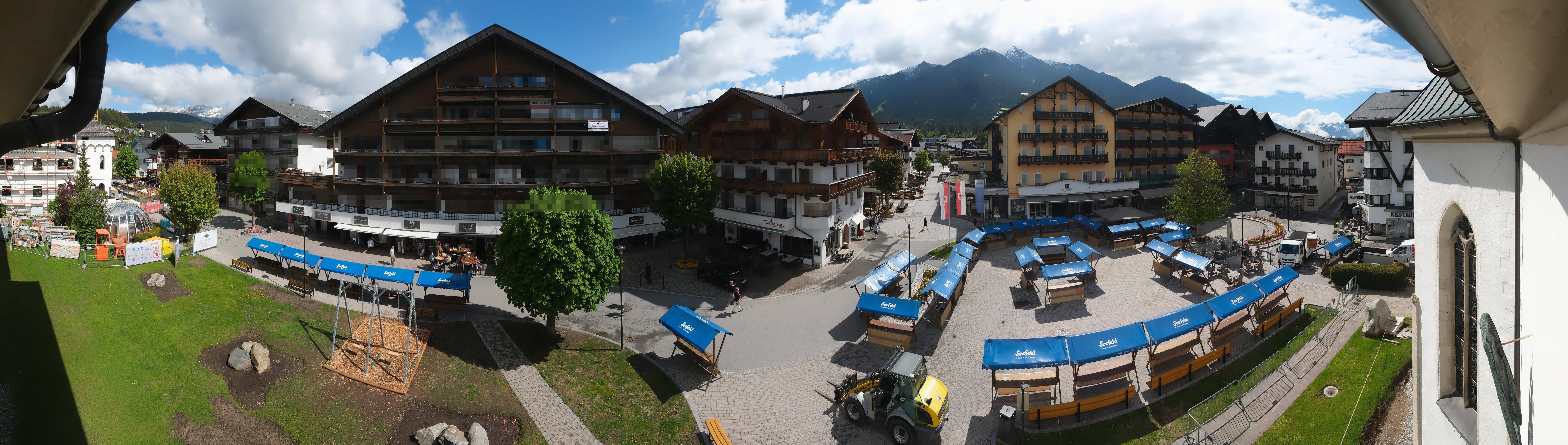 Archiv Foto Webcam Dorfplatz, Seefeld in Tirol