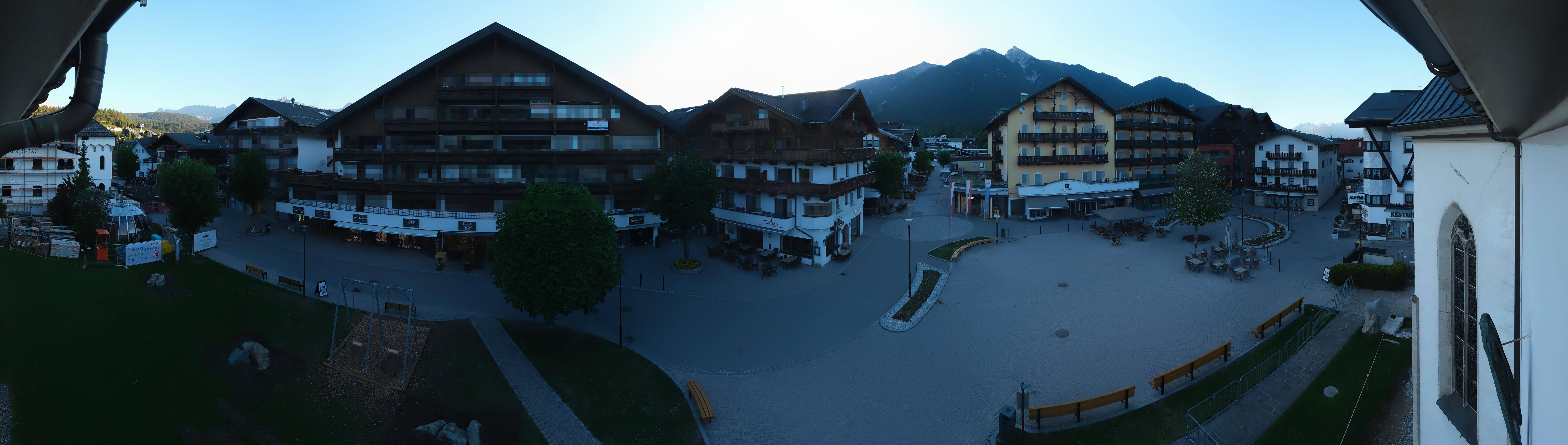 Archiv Foto Webcam Dorfplatz, Seefeld in Tirol