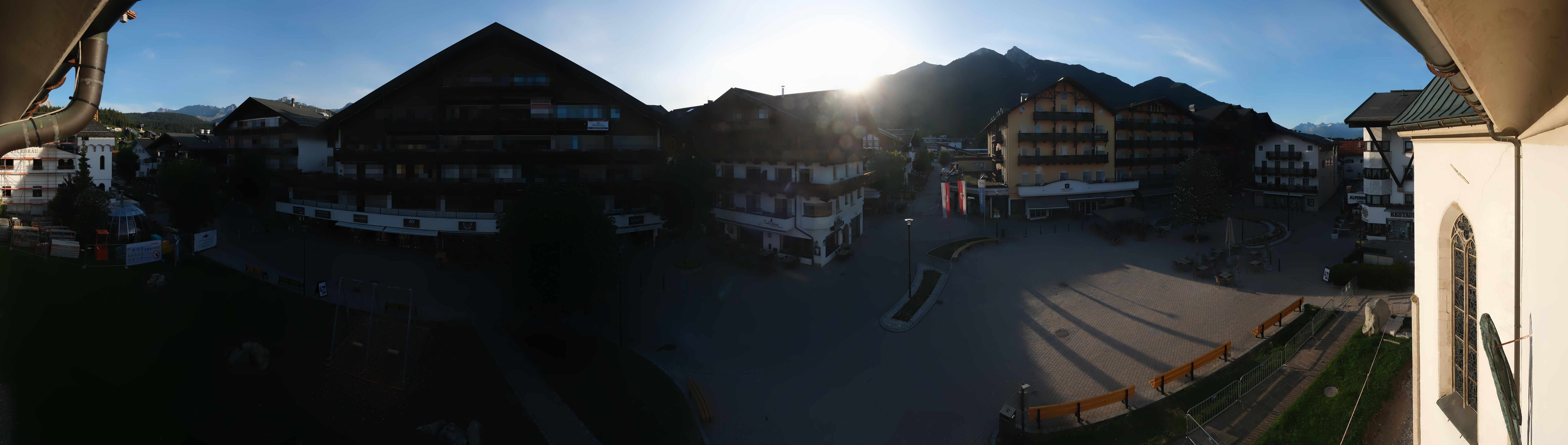 Archiv Foto Webcam Dorfplatz, Seefeld in Tirol