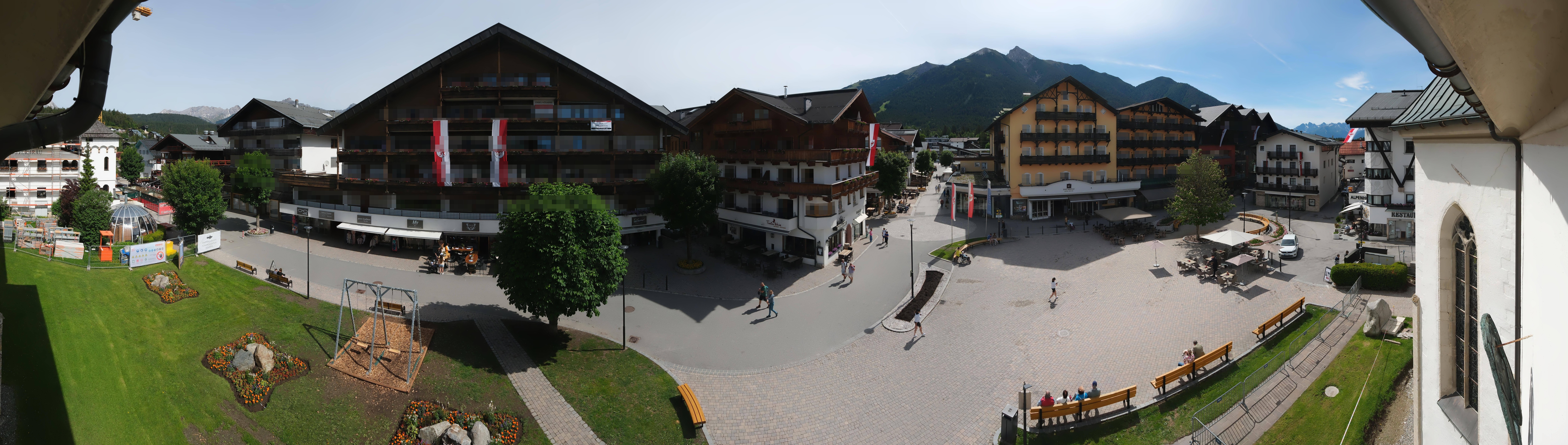 Archiv Foto Webcam Dorfplatz, Seefeld in Tirol