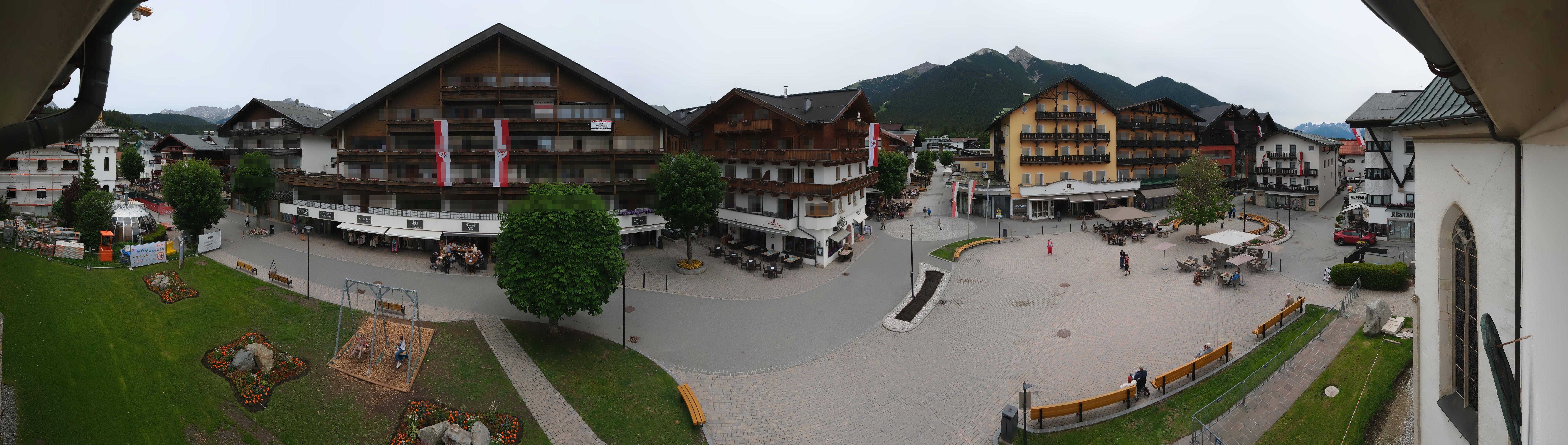 Archiv Foto Webcam Dorfplatz, Seefeld in Tirol