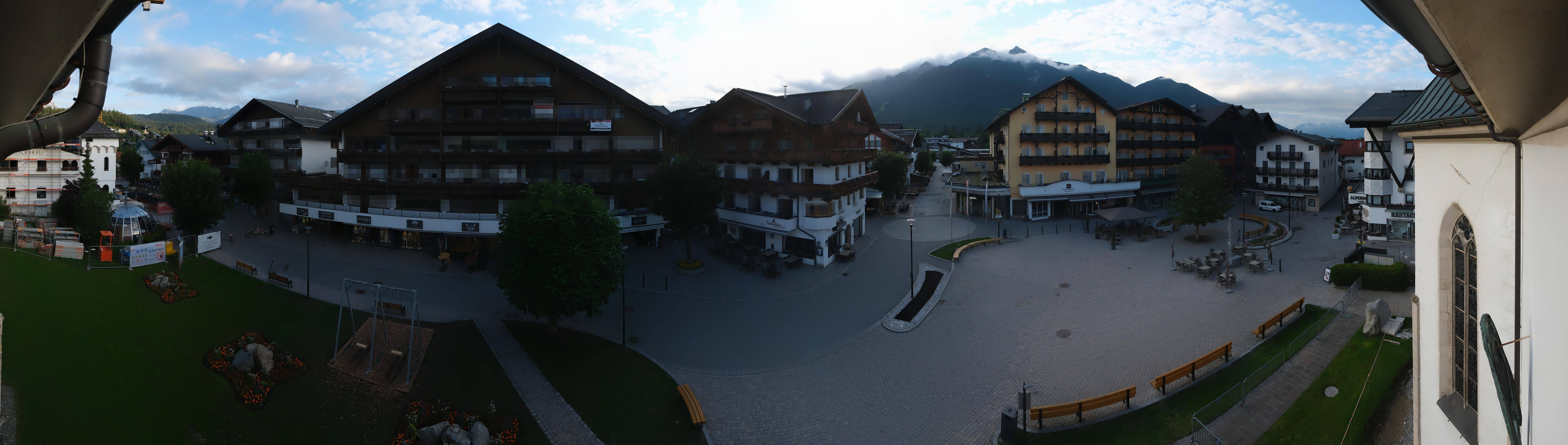 Archiv Foto Webcam Dorfplatz, Seefeld in Tirol
