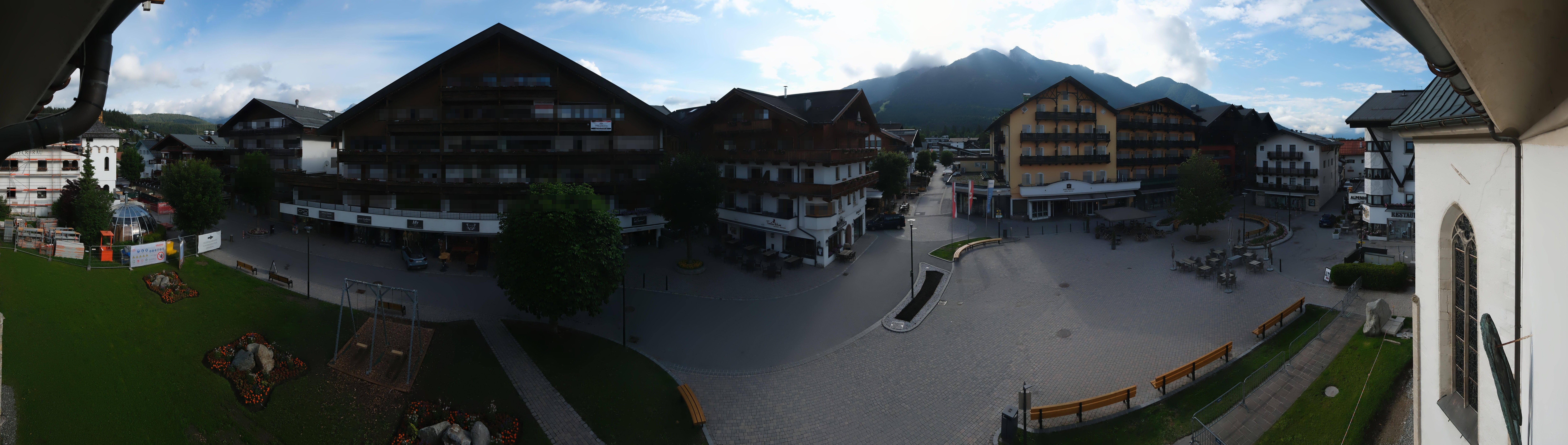 Archiv Foto Webcam Dorfplatz, Seefeld in Tirol