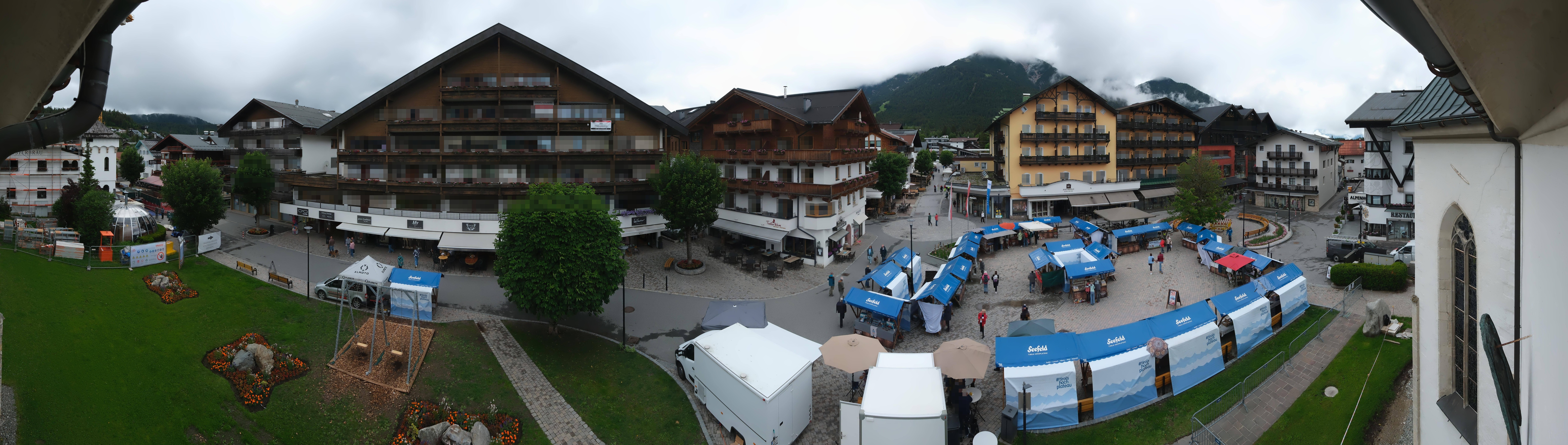 Archiv Foto Webcam Dorfplatz, Seefeld in Tirol