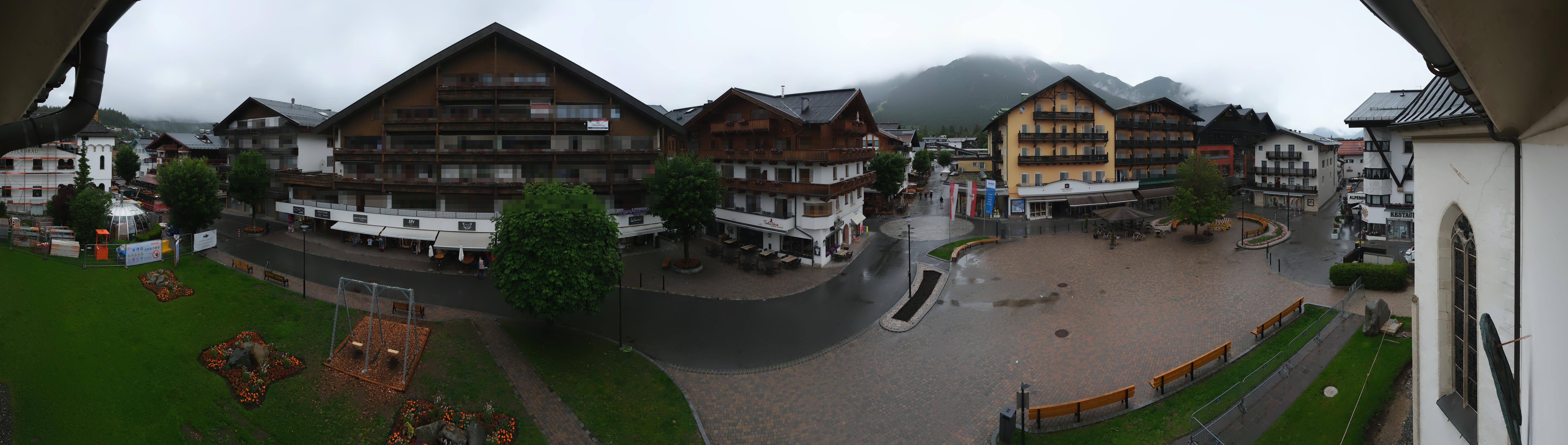 Archiv Foto Webcam Dorfplatz, Seefeld in Tirol