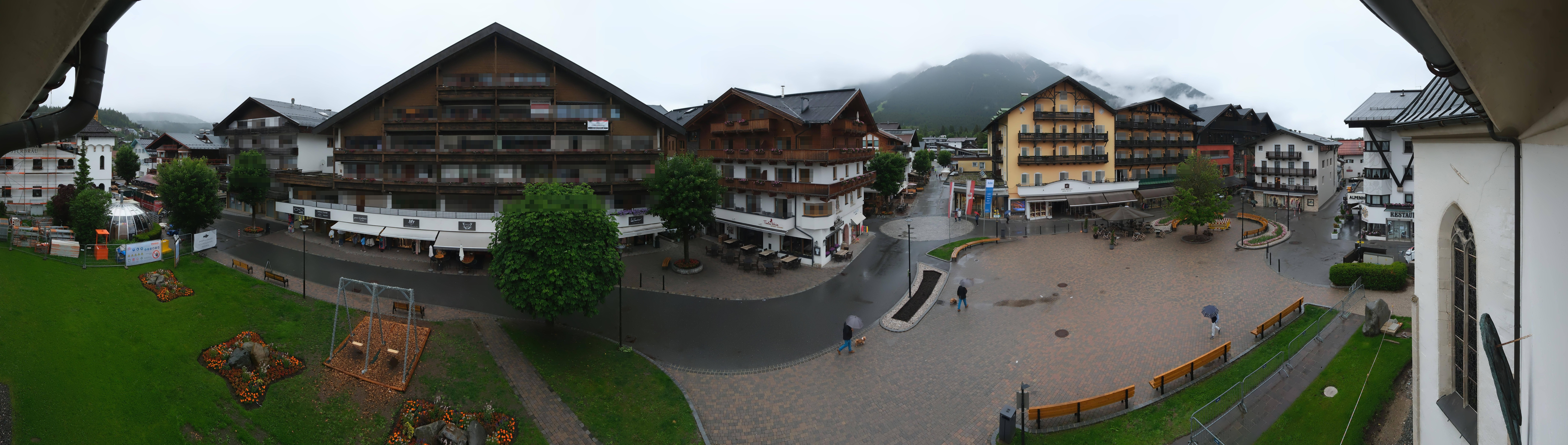 Archiv Foto Webcam Dorfplatz, Seefeld in Tirol