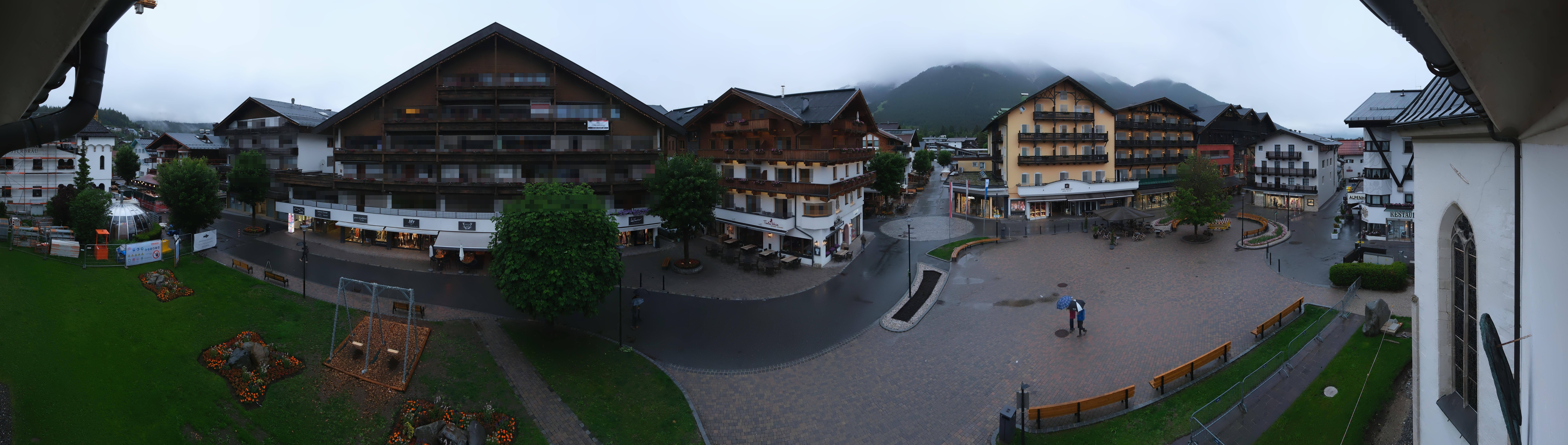 Archiv Foto Webcam Dorfplatz, Seefeld in Tirol