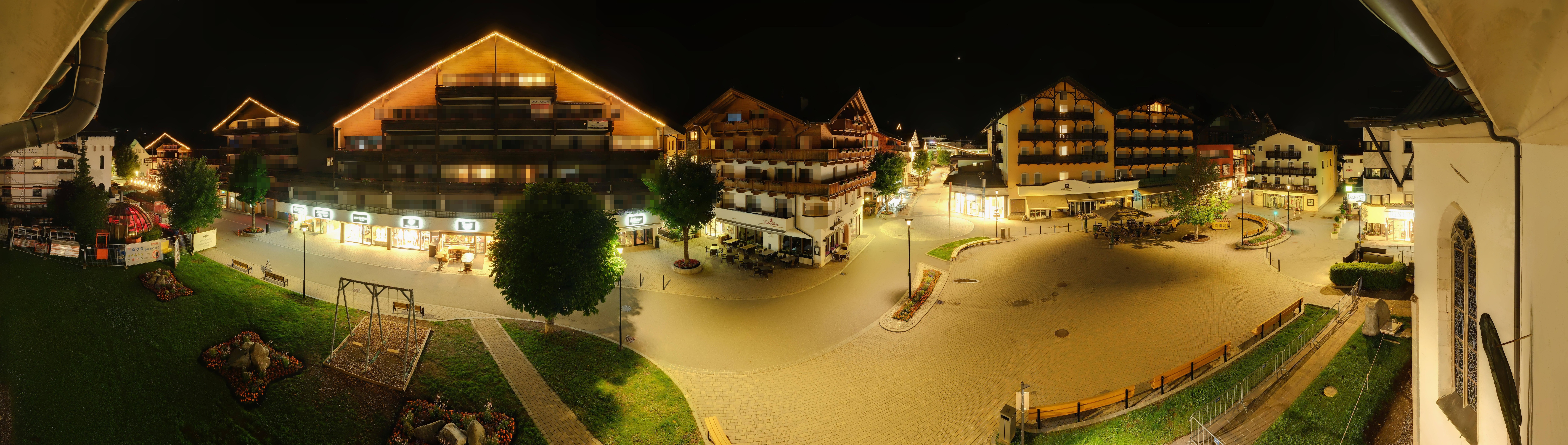 Archiv Foto Webcam Dorfplatz, Seefeld in Tirol