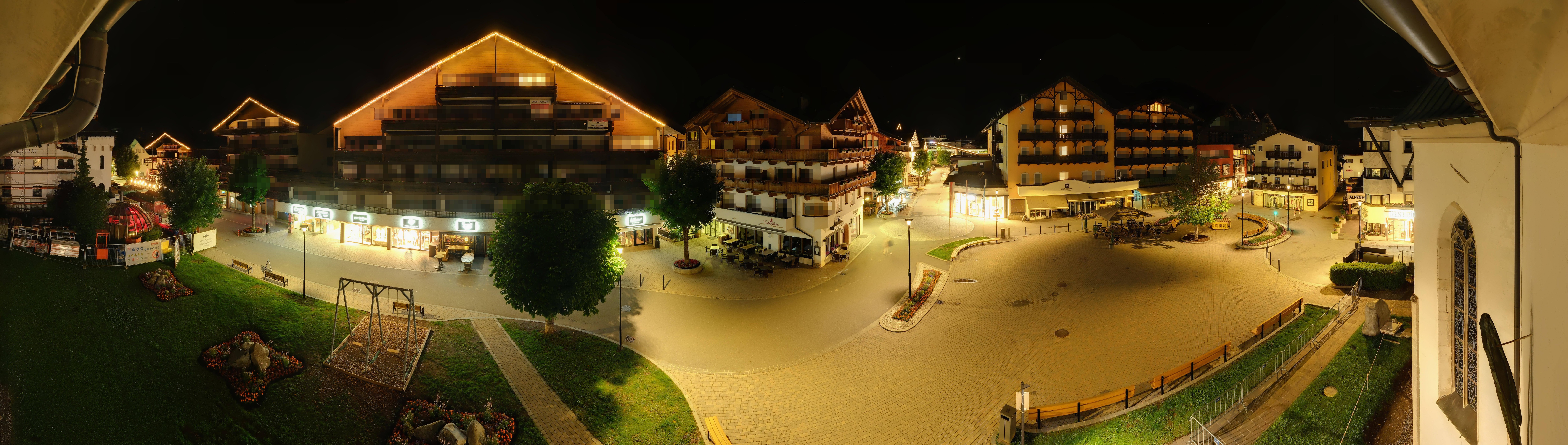 Archiv Foto Webcam Dorfplatz, Seefeld in Tirol