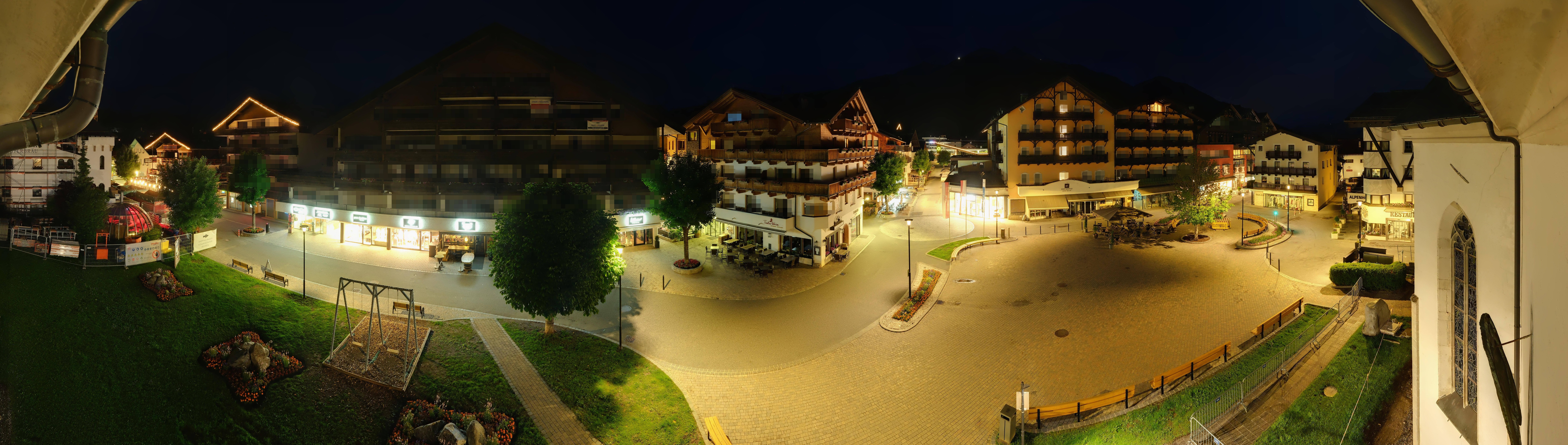 Archiv Foto Webcam Dorfplatz, Seefeld in Tirol