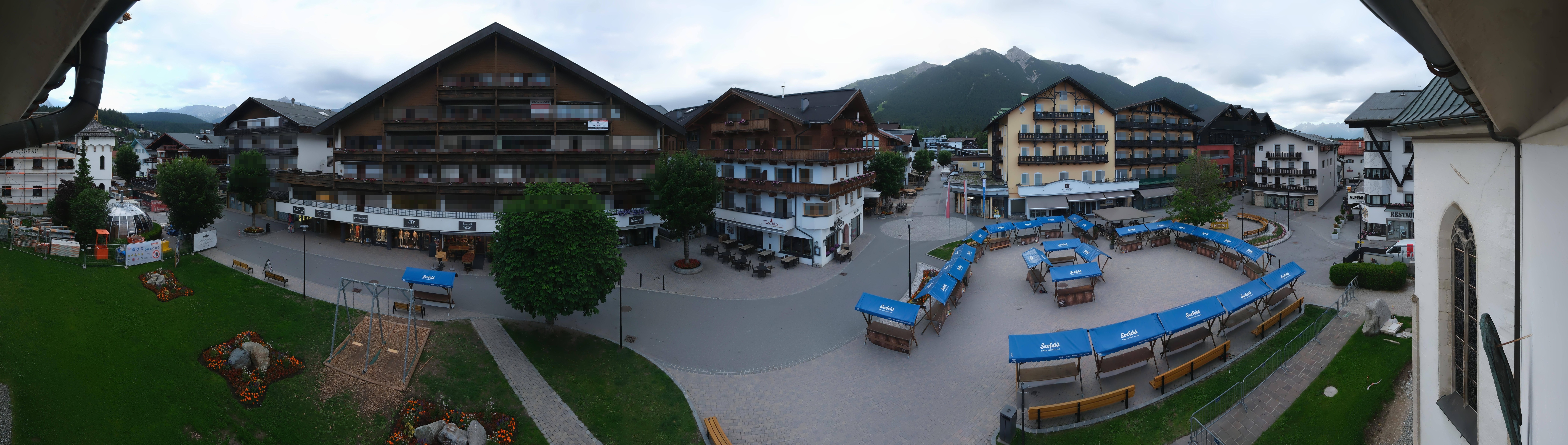 Archiv Foto Webcam Dorfplatz, Seefeld in Tirol