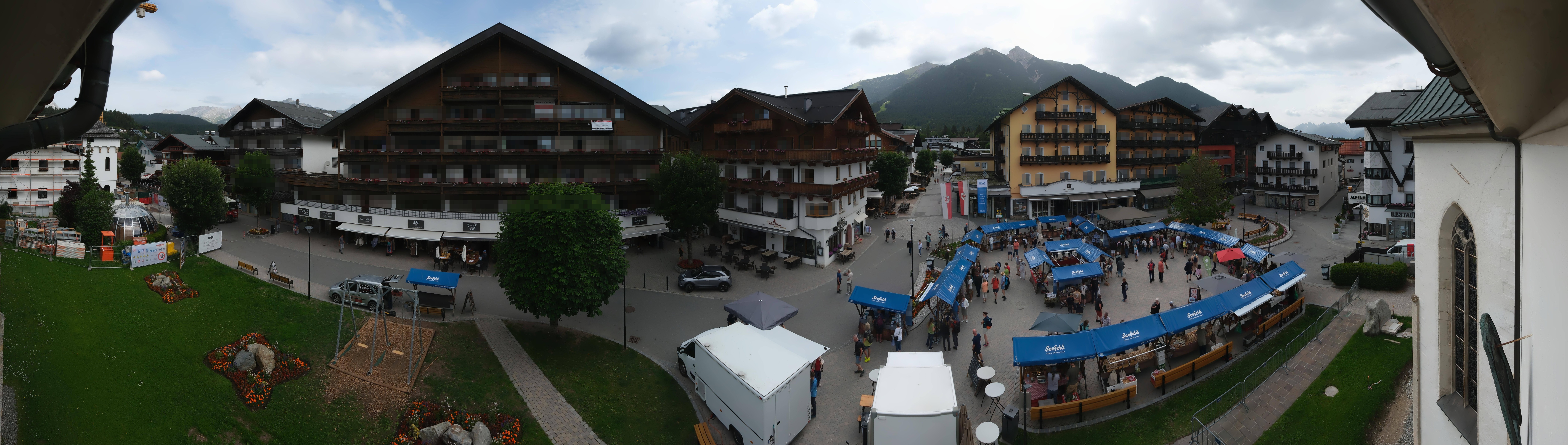 Archiv Foto Webcam Dorfplatz, Seefeld in Tirol