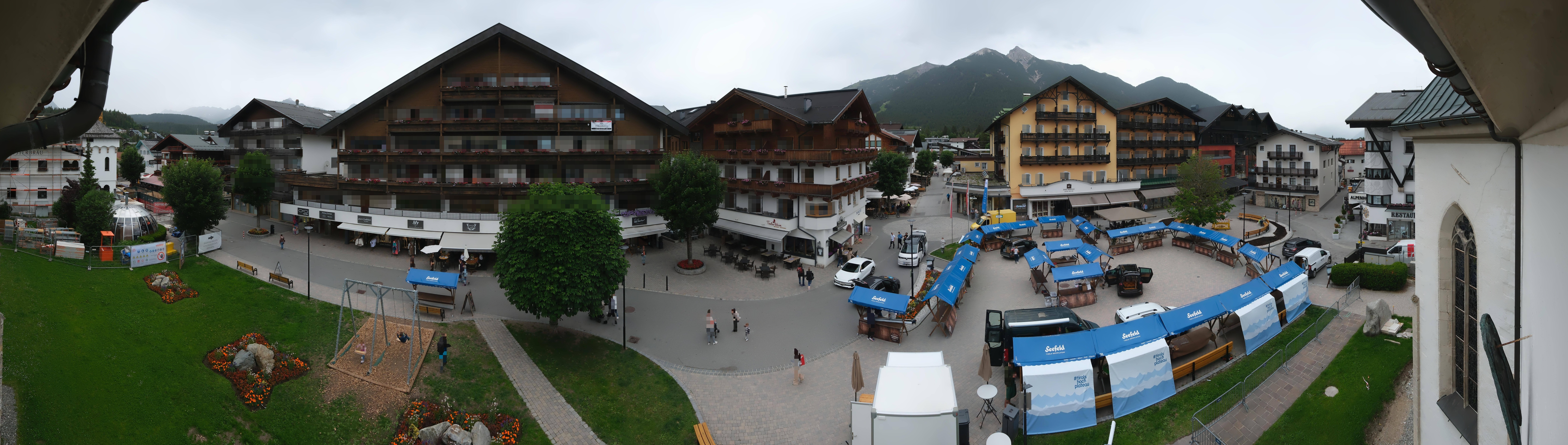 Archiv Foto Webcam Dorfplatz, Seefeld in Tirol