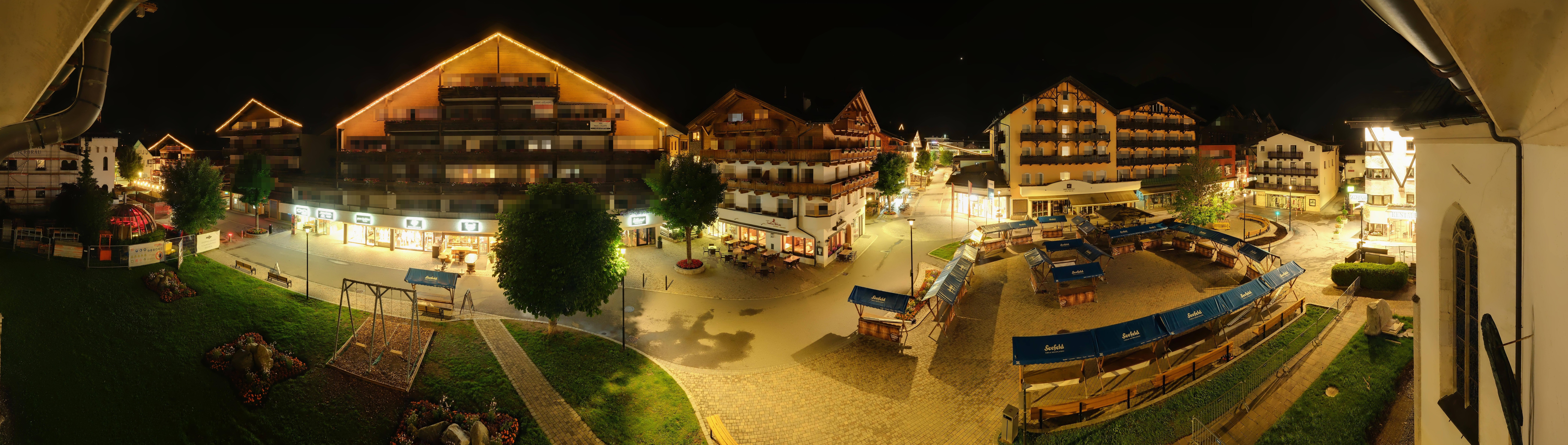 Archiv Foto Webcam Dorfplatz, Seefeld in Tirol