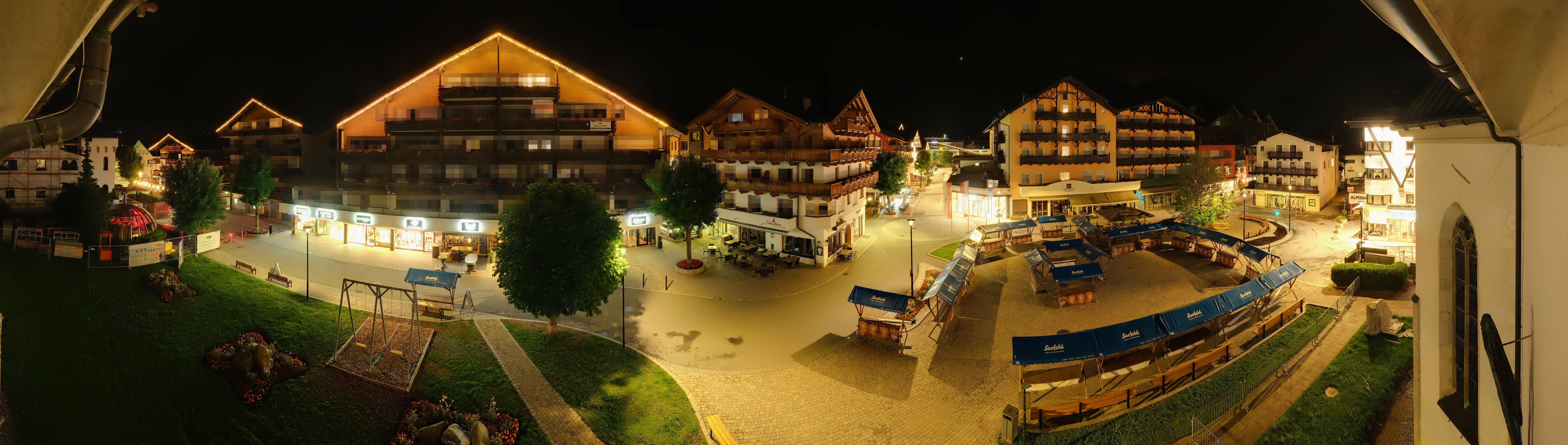 Archiv Foto Webcam Dorfplatz, Seefeld in Tirol