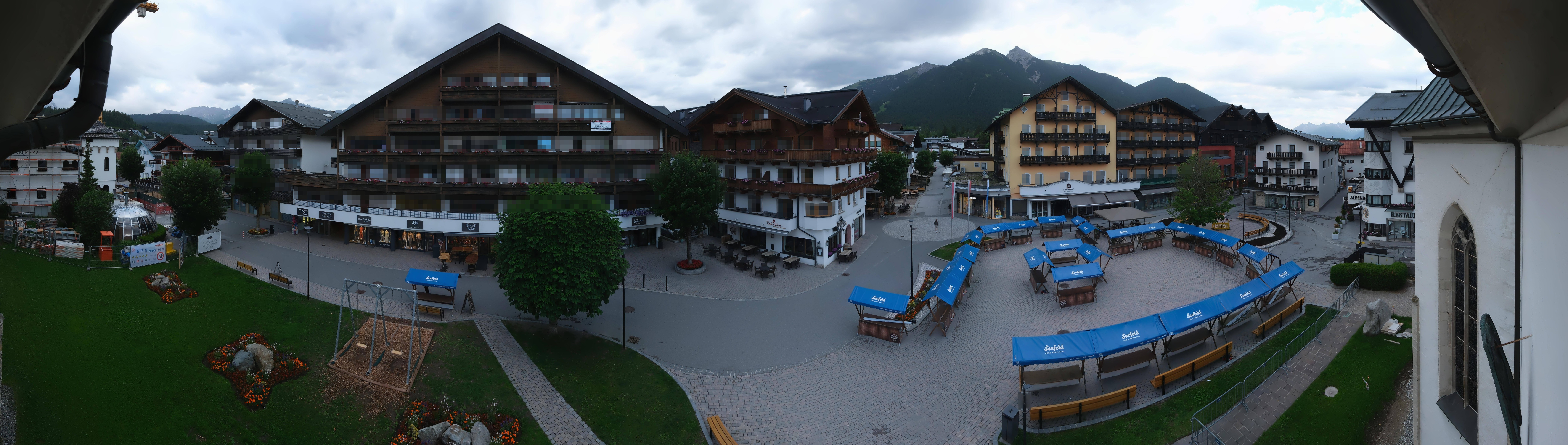 Archiv Foto Webcam Dorfplatz, Seefeld in Tirol