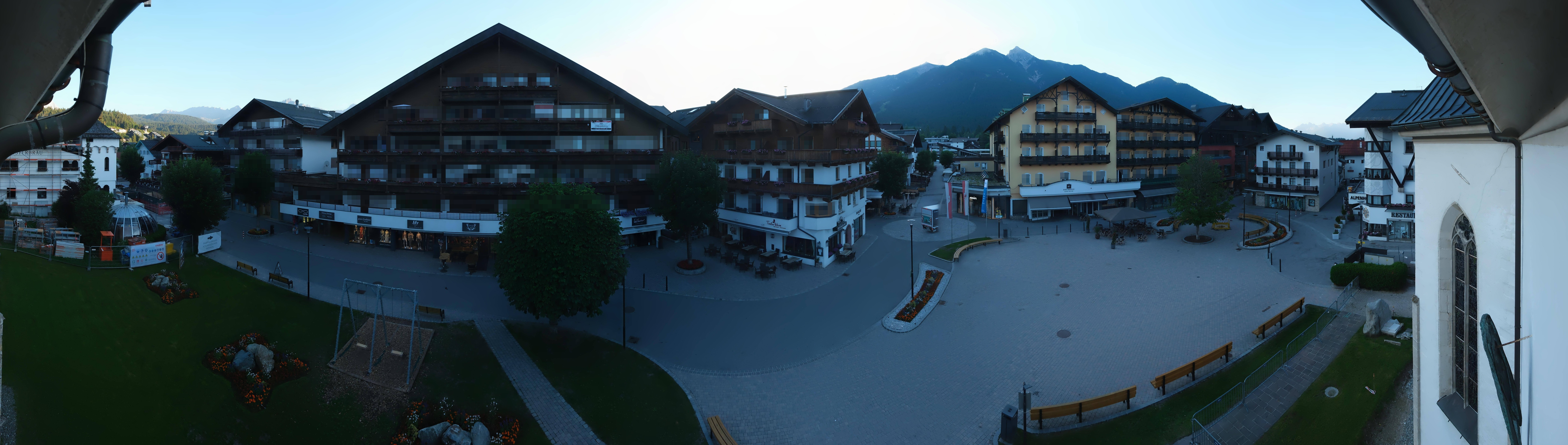 Archiv Foto Webcam Dorfplatz, Seefeld in Tirol