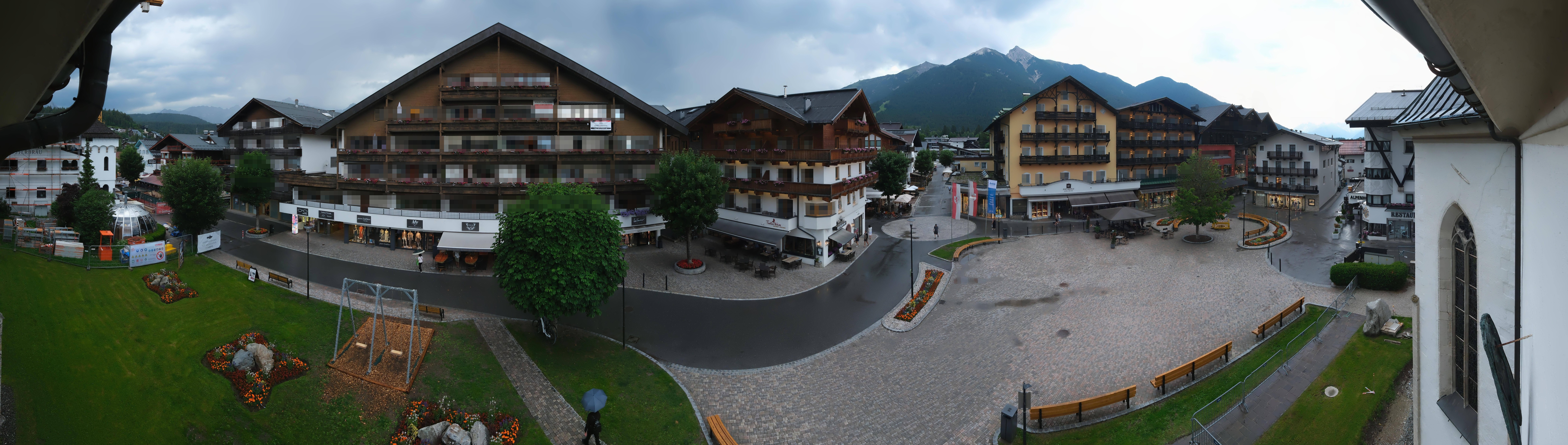 Archiv Foto Webcam Dorfplatz, Seefeld in Tirol