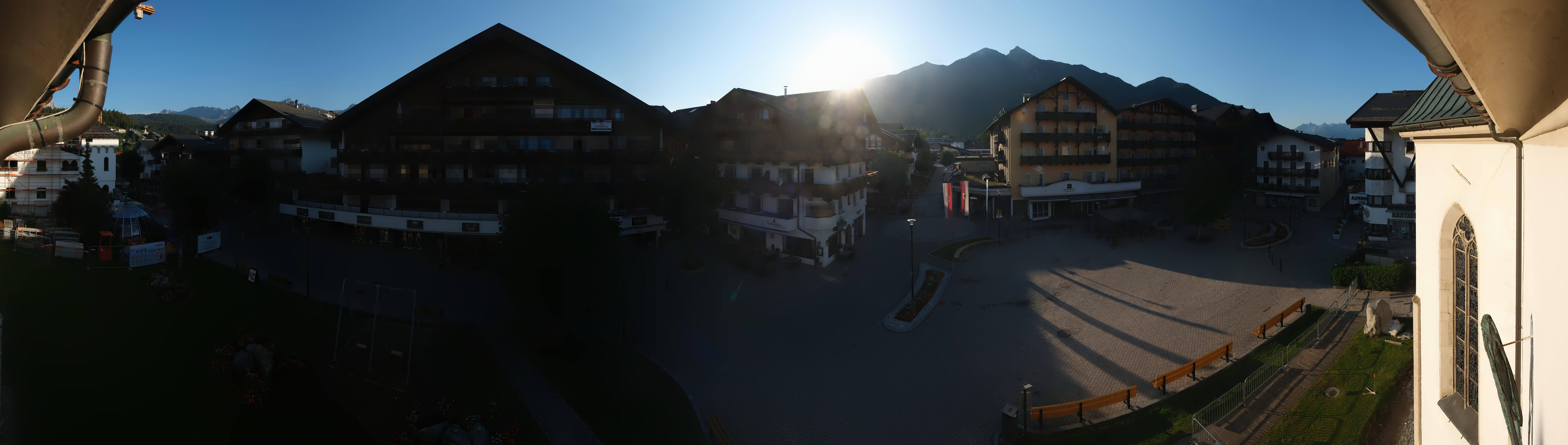 Archiv Foto Webcam Dorfplatz, Seefeld in Tirol