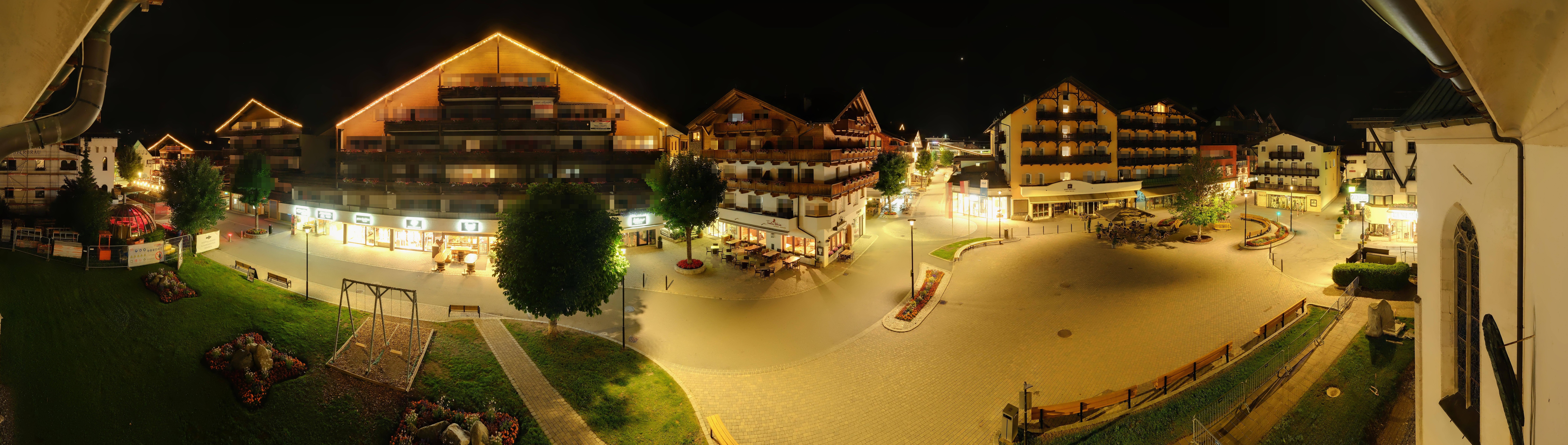 Archiv Foto Webcam Dorfplatz, Seefeld in Tirol