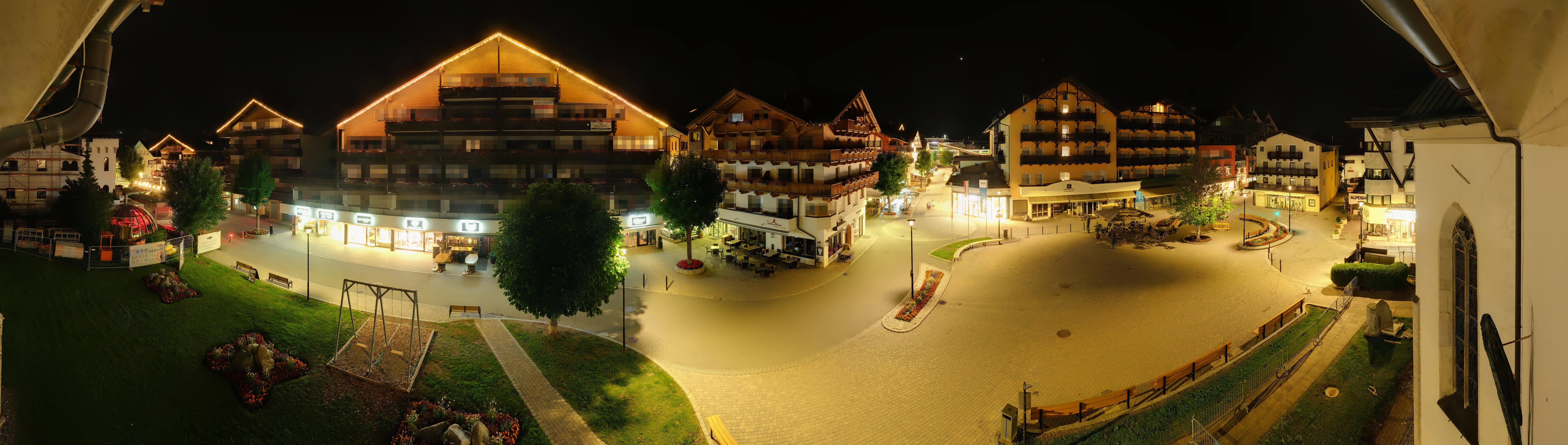 Archiv Foto Webcam Dorfplatz, Seefeld in Tirol