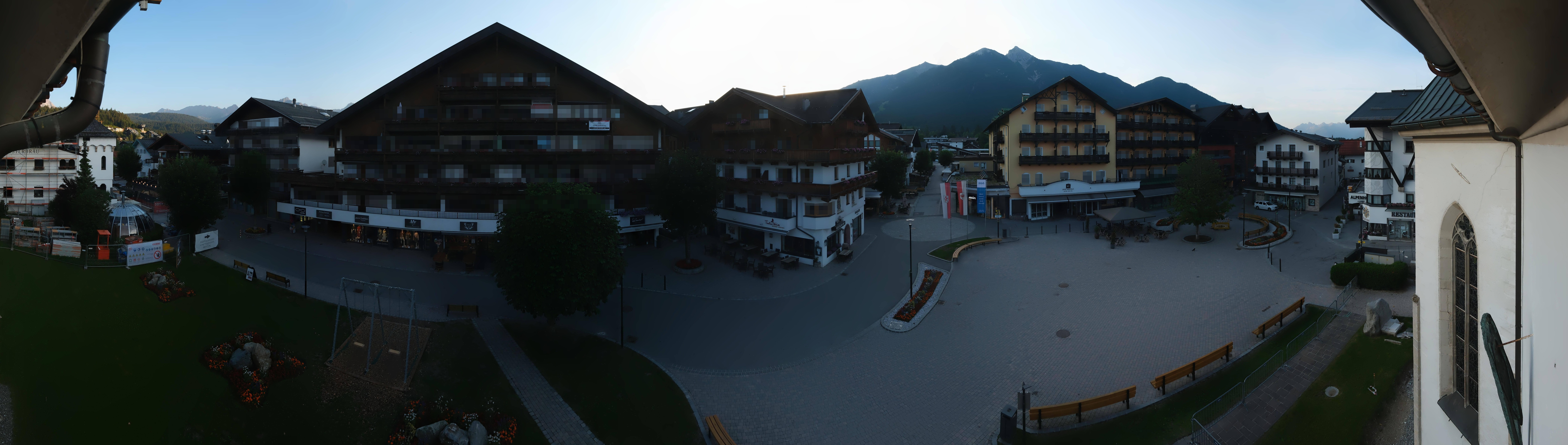 Archiv Foto Webcam Dorfplatz, Seefeld in Tirol
